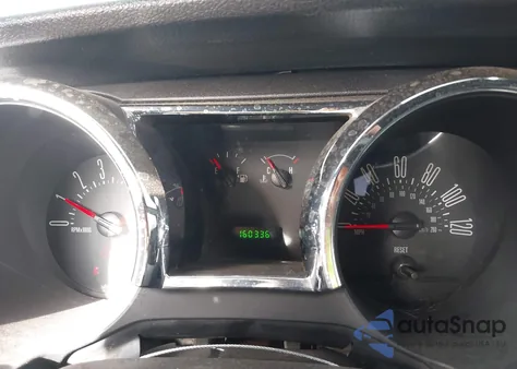 2007 Ford Mustang V6 Deluxe/V6 Premium z USA, uszkodzony, nr VIN 1ZVFT84NX75333600